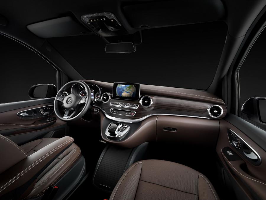  Mercedes-Benz V250 BlueTec 2014 года  (фото 10 из 18)